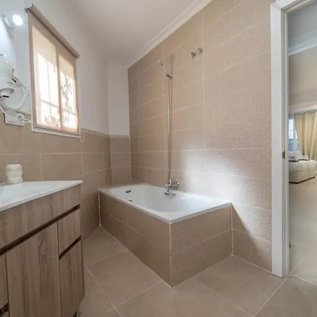 Apart-hotel Casadelmar 23 Vacacionales Marbella