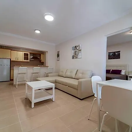 Lejlighedshotel Casadelmar 24 Vacacionales Marbella