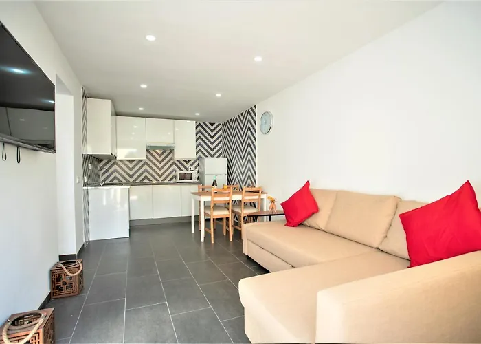 Casadelmar 23 Vacacionales 3* マルベーリャ