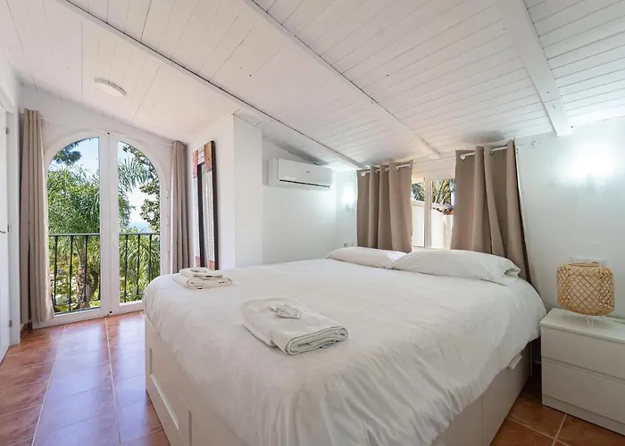 Casadelmar 23 Vacacionales 3* マルベーリャ