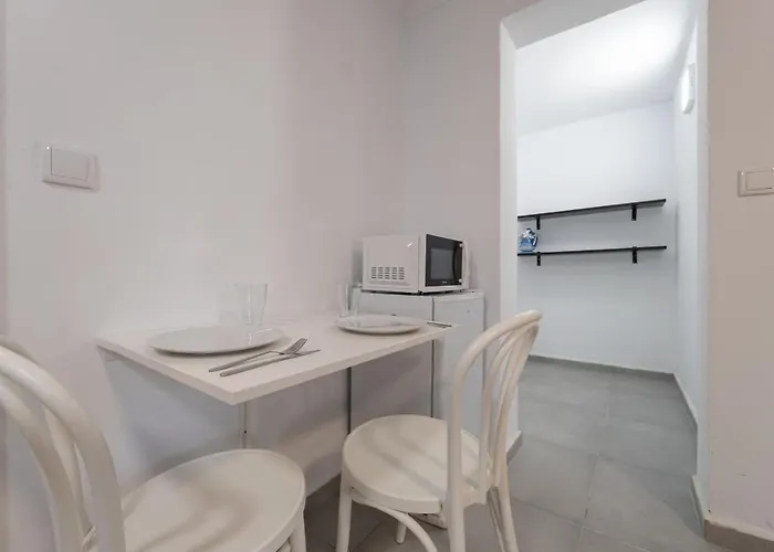 Aparthotel Casadelmar 23 Vacacionales Marbella